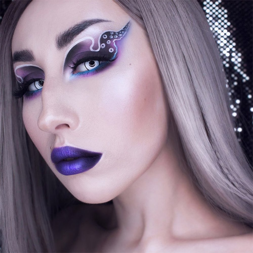 WHITE MANSON HALLOWEEN